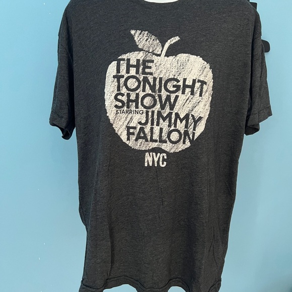 Tonight Show with Jimmy Fallon T-shirt - Picture 1 of 5